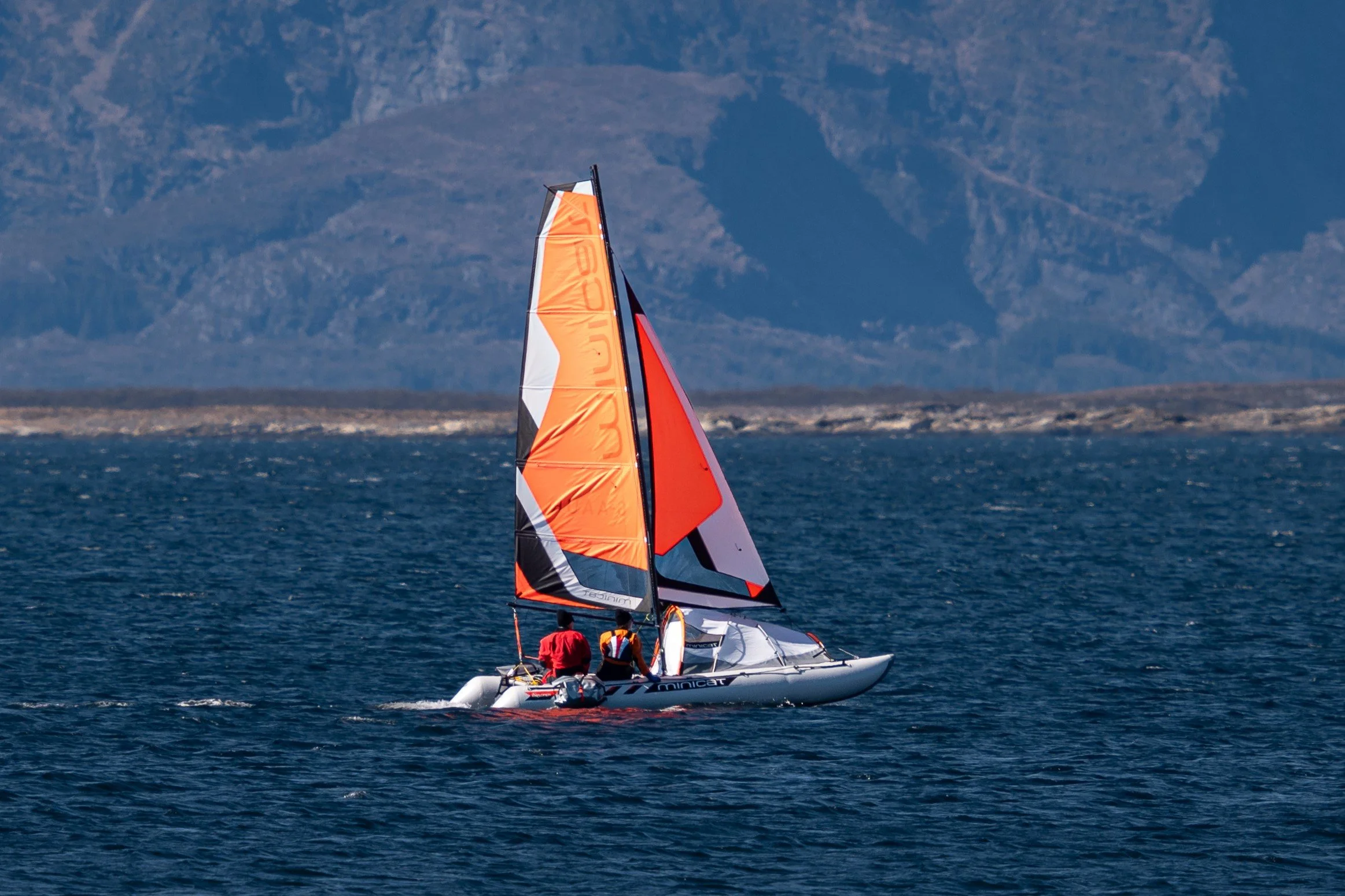 MiniCat 520 Explorer — Portable Inflatable Mini Catamaran Sailboat
